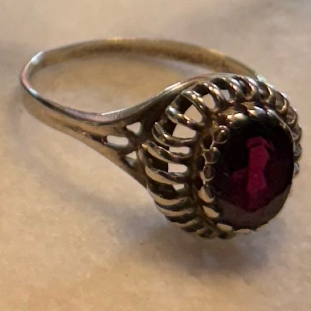 Sterling Silver With Beautiful Ruby Red Stone Rin… - image 5